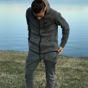 Meet your Posher, Ethan